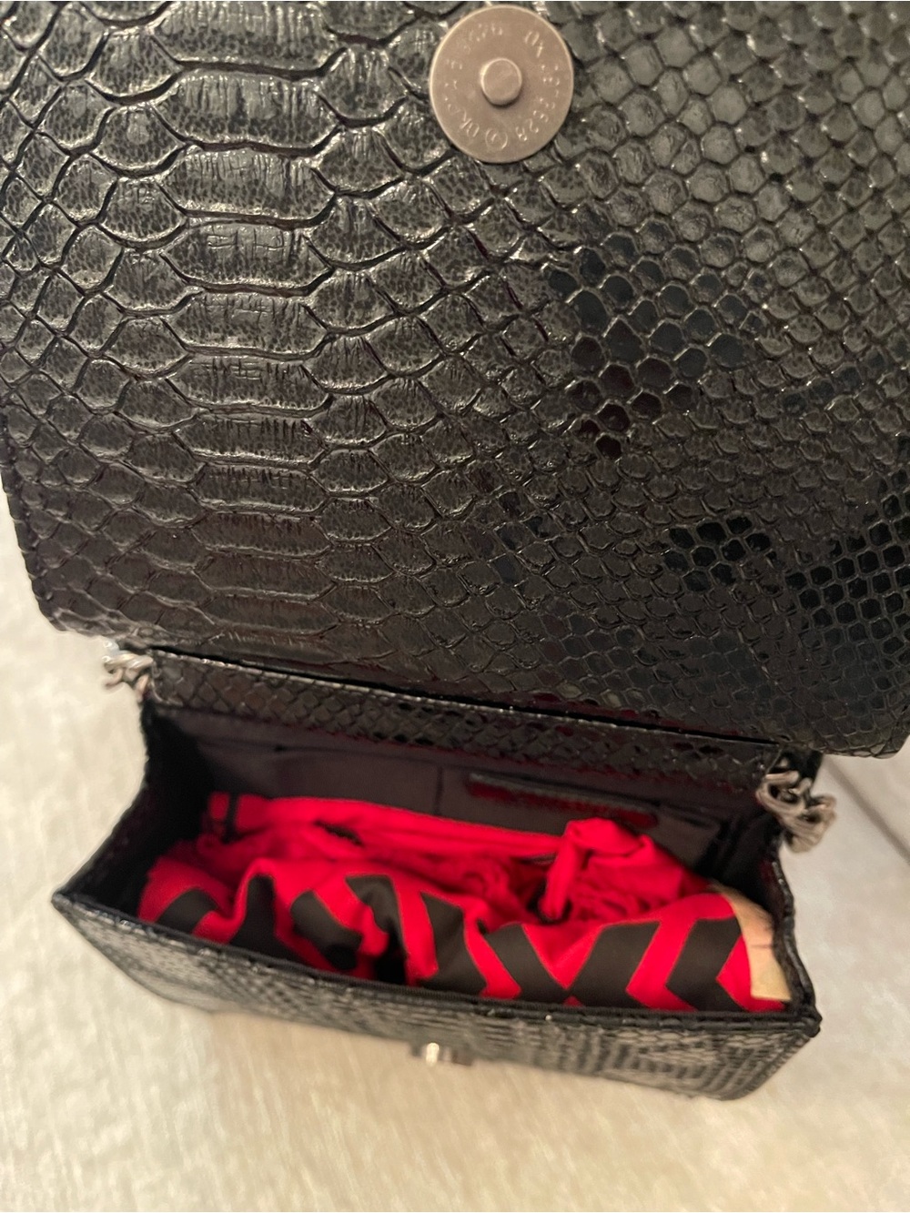 Black Chain-Strap Crossbody Bag new with tags - Picture 5 of 8